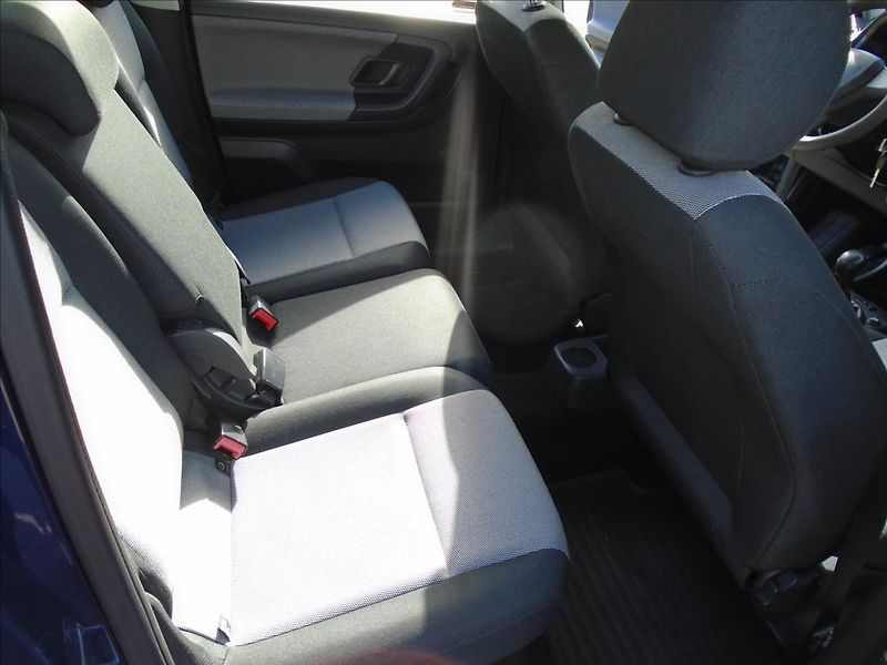 Škoda Roomster 1,4 - fotka 17 z 25