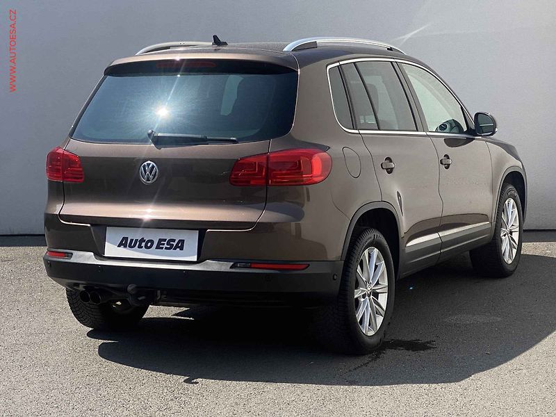 Volkswagen Tiguan (2012) 1.4 TSi 4x4, Sport&Style - fotka 4 z 17