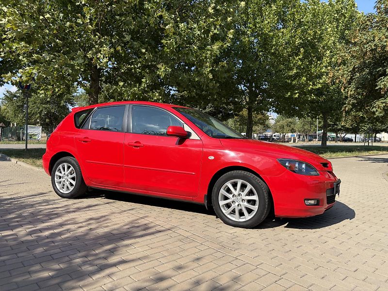 Mazda 3 1.6 Sport  - fotka 13 z 30