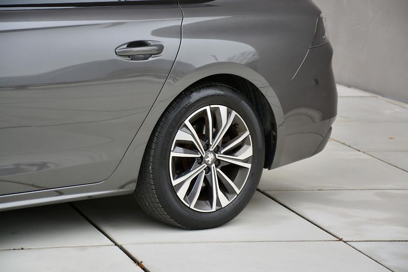 Peugeot 508 (2023) SW BlueHDi130 EAT8 ALLURE - fotka 12 z 40