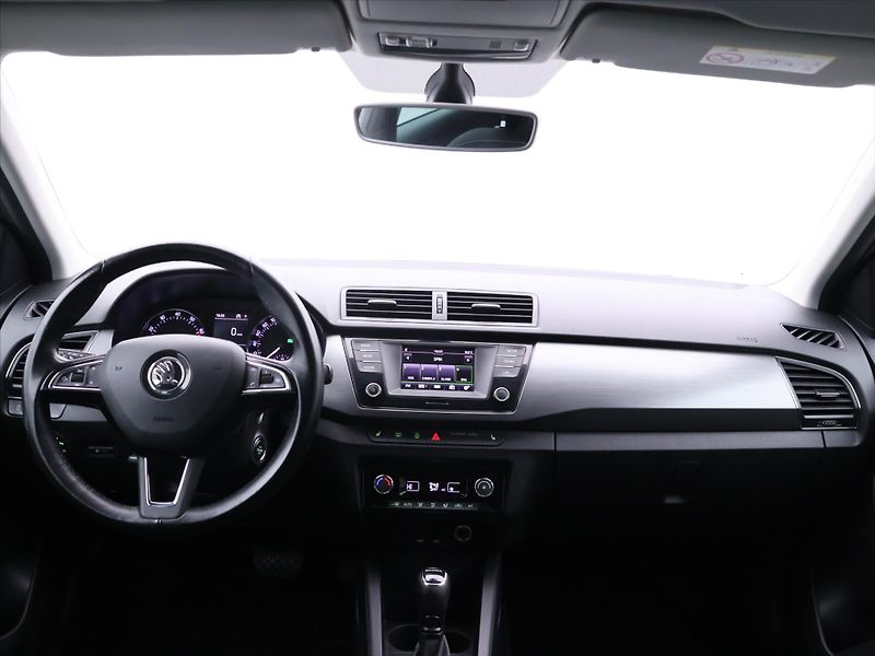 Škoda Fabia 1,0 TSI 81kW Style DSG CZ DPH - fotka 22 z 29