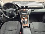Mercedes-Benz Třídy C (2006) C220 CDi 110Kw sedan, Klima - náhled 11