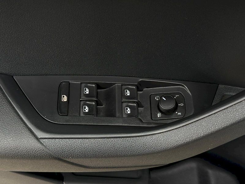 Škoda Karoq (2025) 1.5 TSI 110 kW DSG - fotka 8 z 23