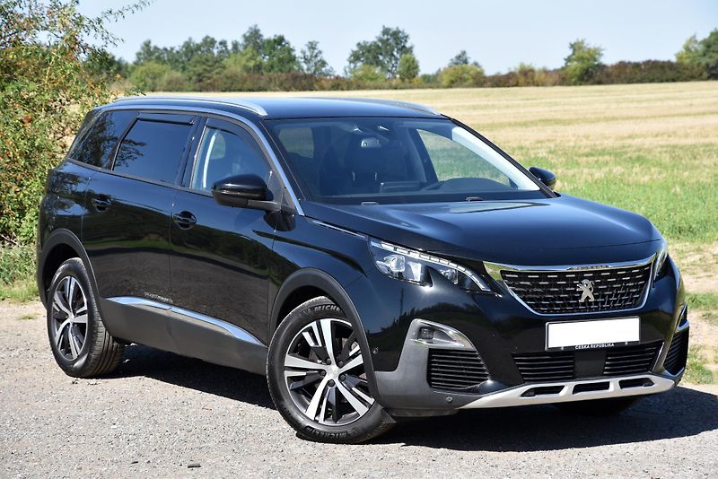 Peugeot 5008 2.0 HDi,7MÍST,LED,NAVI,KAMERA - fotka 1 z 50