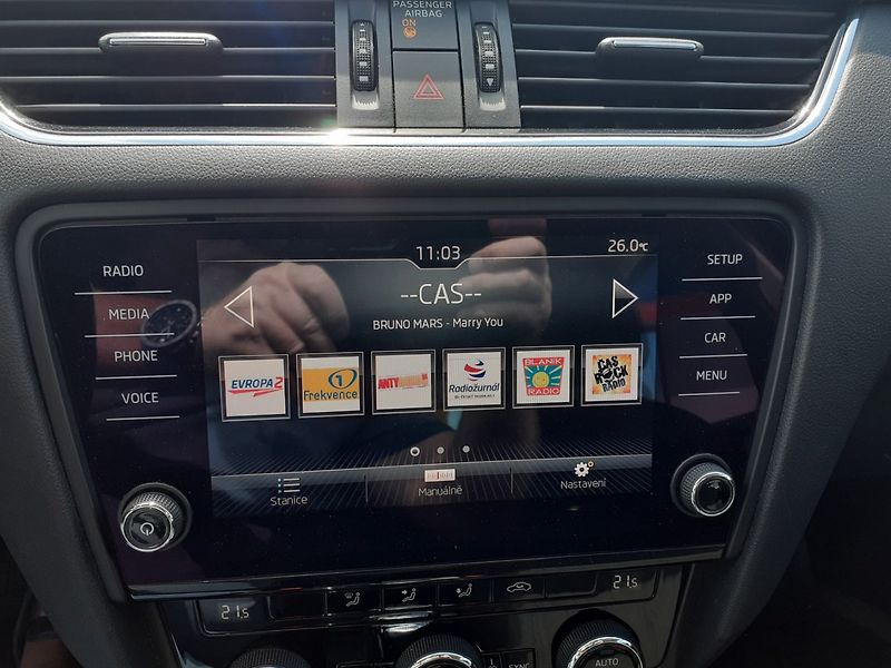 Škoda Octavia (2017) 2.0 TDi DSG - fotka 12 z 39