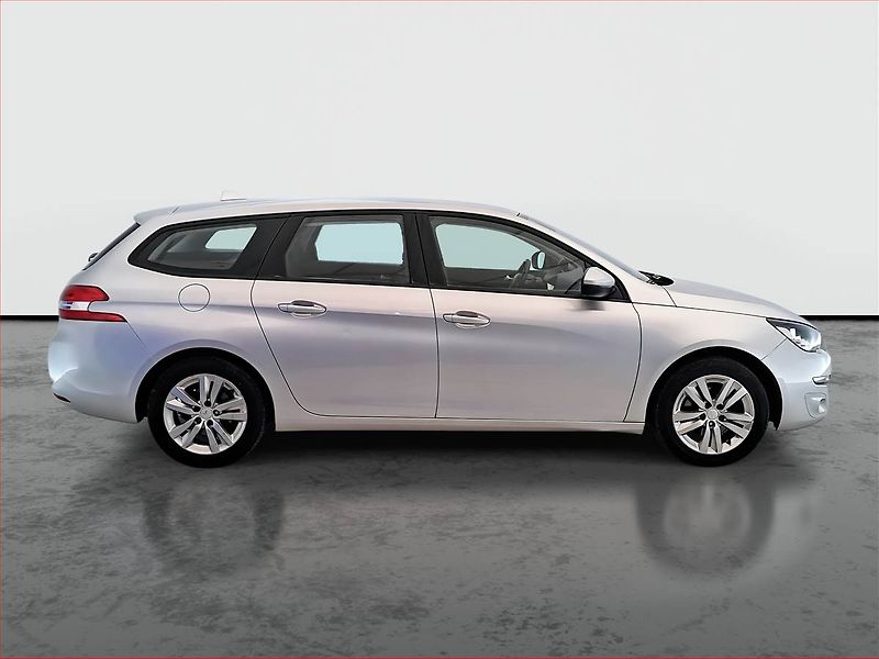 Peugeot 308 (2015) Active 1.2 e-THP, Navi - fotka 6 z 19