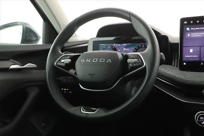 Škoda Superb (2025) 2.0 TDI, SELECTION, KAMERA - fotka 8 z 20