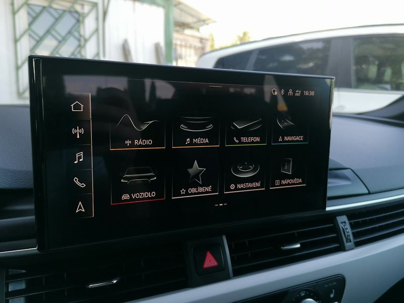 Audi A5 (2021) Sportback 2.0 35TDi S-Tronic - fotka 16 z 28