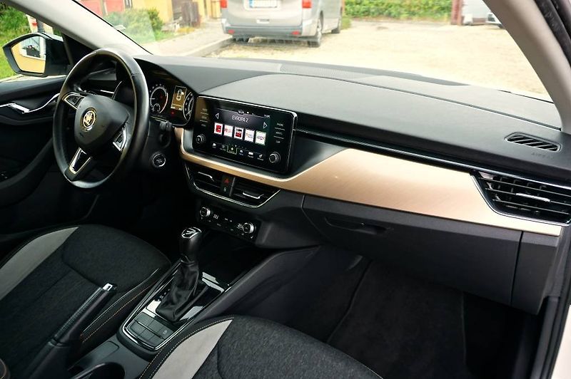 Škoda Scala (2019) STYLE PLUS 1,6 TDI 85 kW - fotka 22 z 30