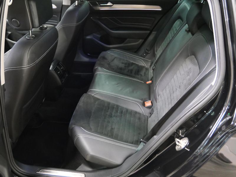 Volkswagen Passat - fotka 21 z 24