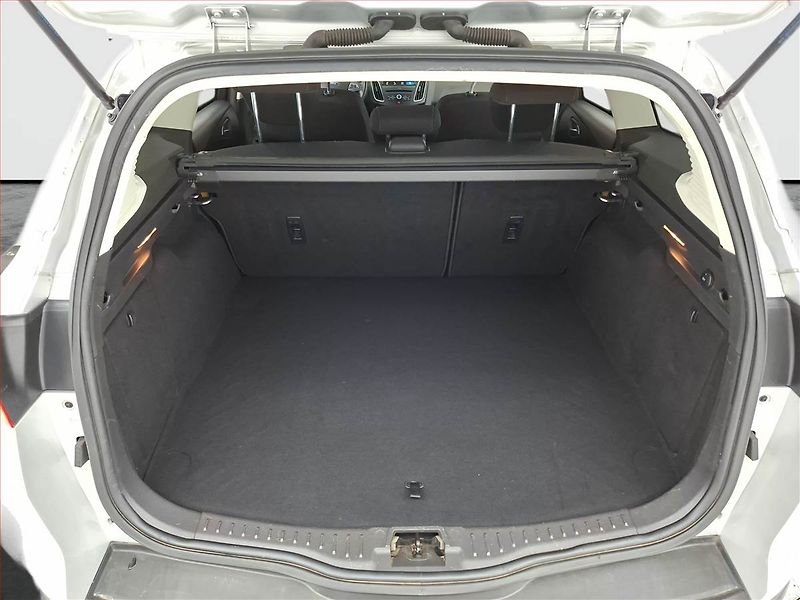 Ford Focus (2017) 1.0 EcoBoost, Navi - fotka 13 z 14