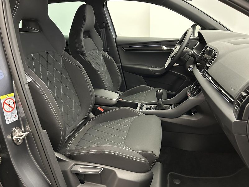 Škoda Karoq 1.5 TSI SportLine - fotka 19 z 23