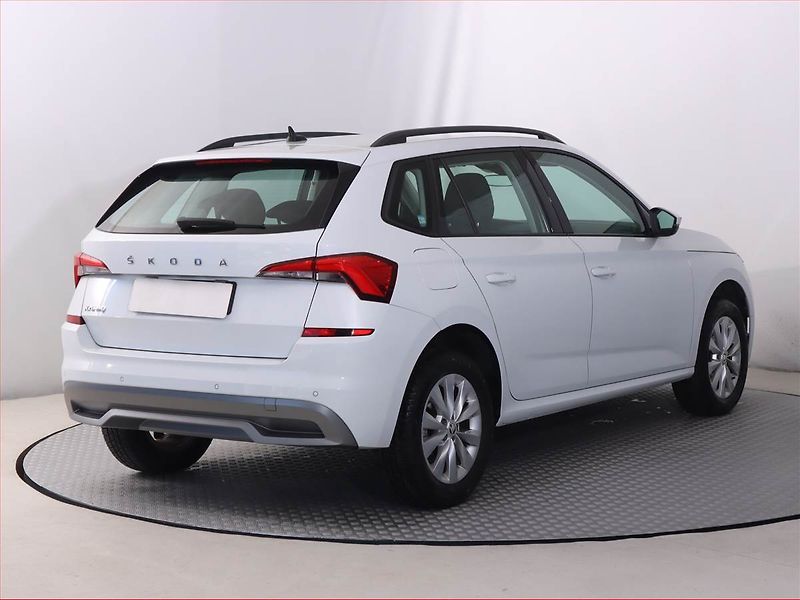 Škoda Kamiq (2021) Ambition 1.0 TSI, Serv.kniha - fotka 5 z 19
