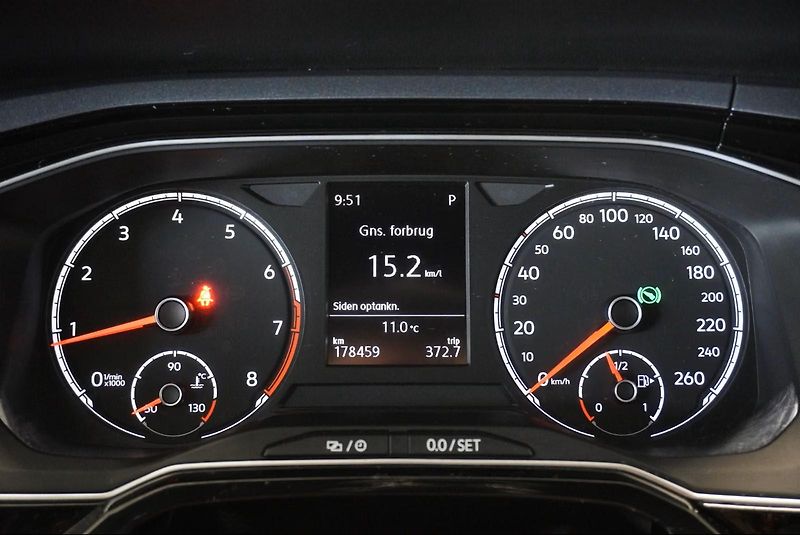 Volkswagen Polo  2,0 TSI GTI 147kW DSG6 - fotka 24 z 28