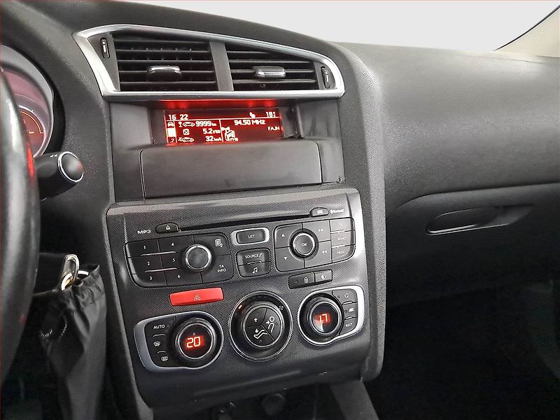 Citroën C4 (2014) 1.6 HDi, po STK, za super cenu - fotka 12 z 17