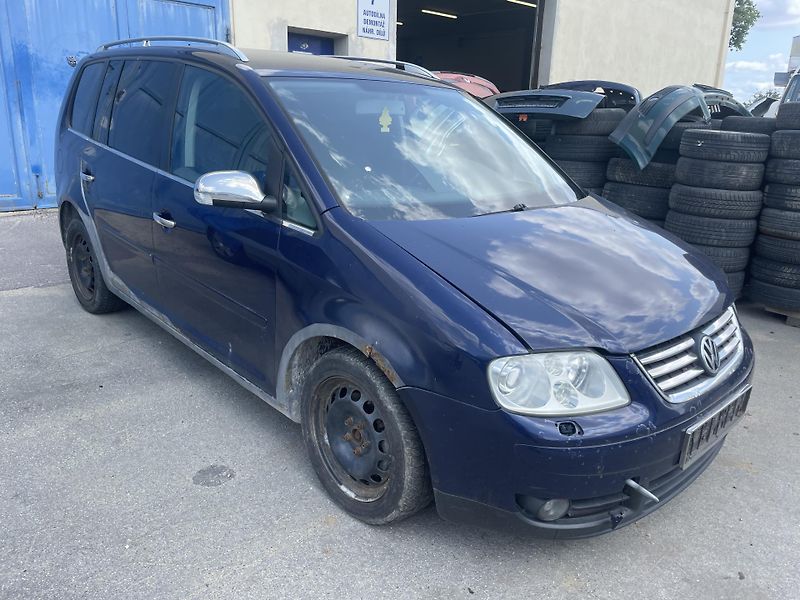 Volkswagen Touran (2003) 2.0TDI 100Kw NÁHRADNÍ DÍLY - fotka 2 z 4