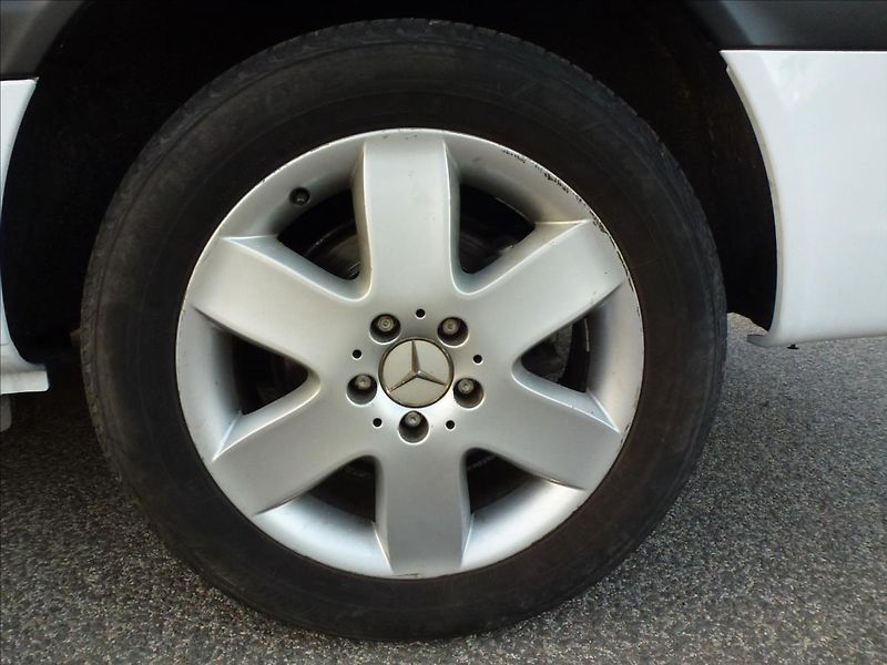 Mercedes-Benz Vito 2,2 113CDI  KAWA 5 míst - fotka 40 z 46
