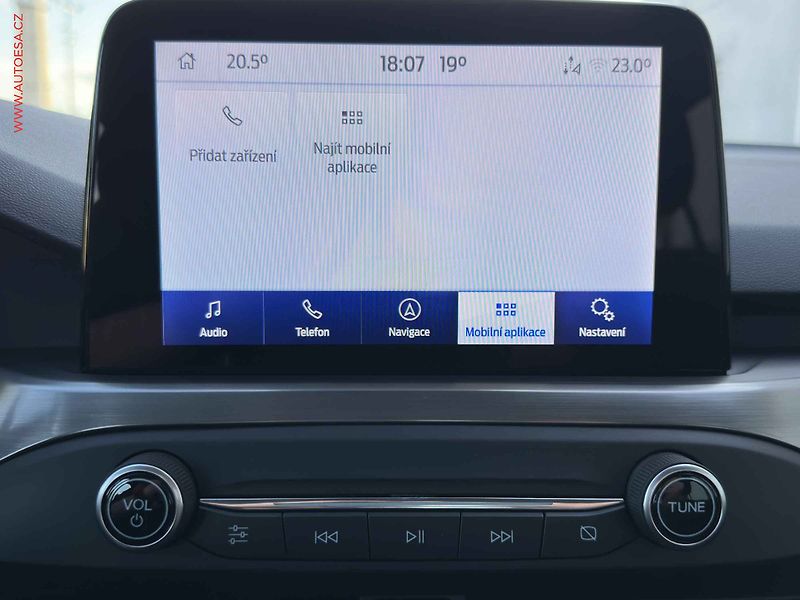 Ford Focus (2021) 1.5EB, 1.maj,ČR, Titanium - fotka 16 z 22