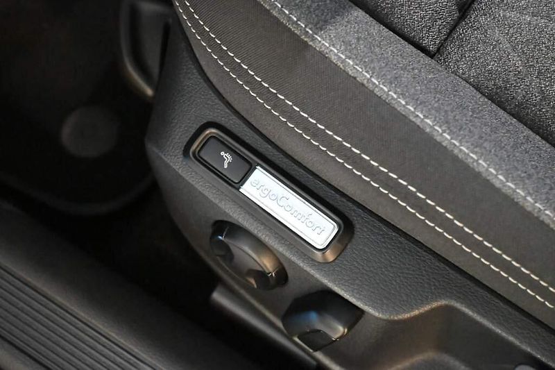 Volkswagen Passat (2023) 2.0 LED ACC VIRTUAL Tažné kame - fotka 26 z 38
