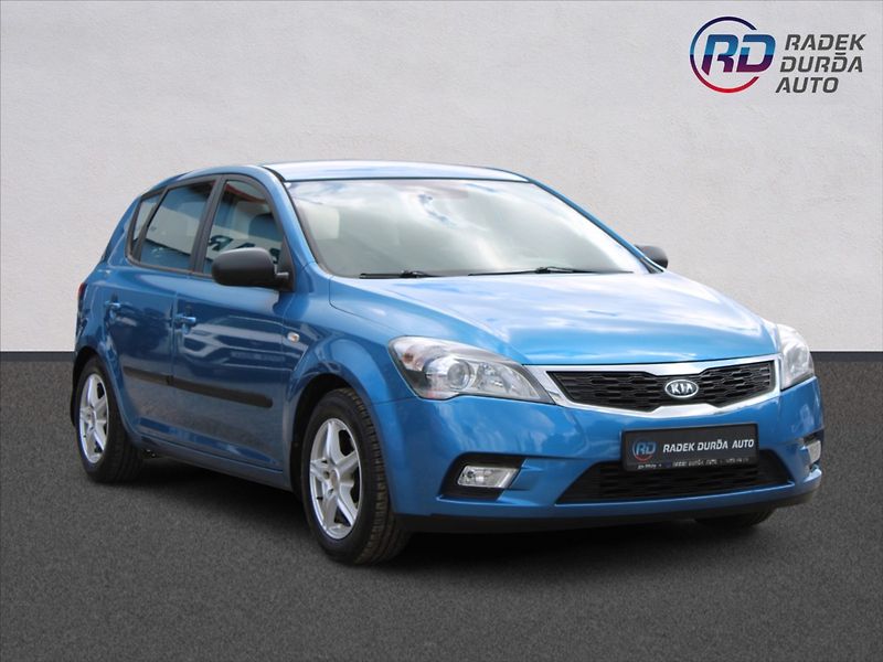 Kia Ceed 1,4 i  ČR,1.MAJITEL,SERVIS - fotka 3 z 28