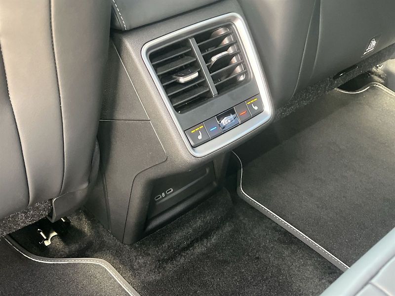 Škoda Enyaq (2026) 85 DSG Sportline - fotka 24 z 32