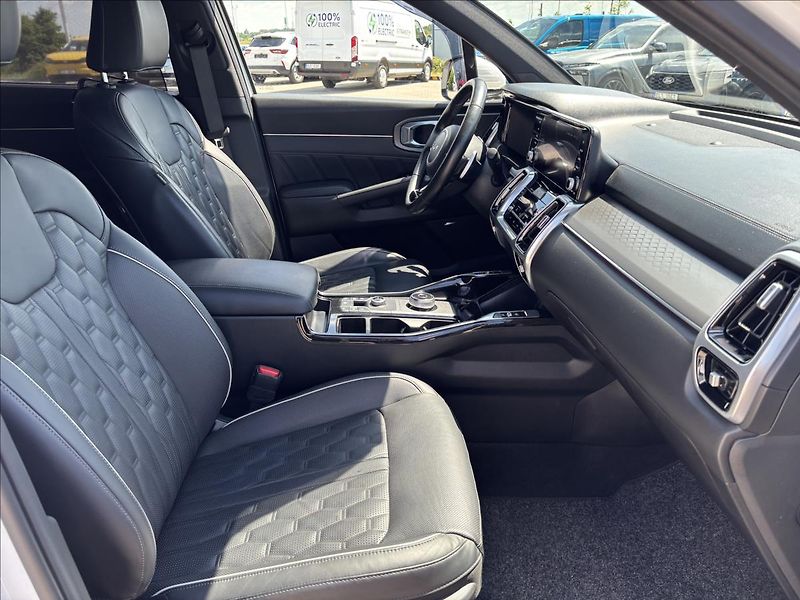 Kia Sorento 2,2 CRDi SCR 4x4 142kW Top - fotka 23 z 53