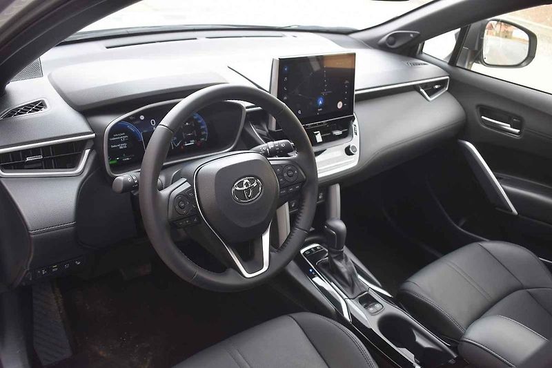 Corolla Cross může mít pohon všech kol