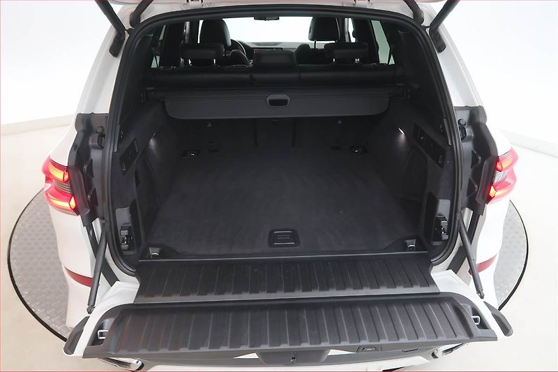 BMW X5 (2022) xDrive30d - fotka 14 z 21