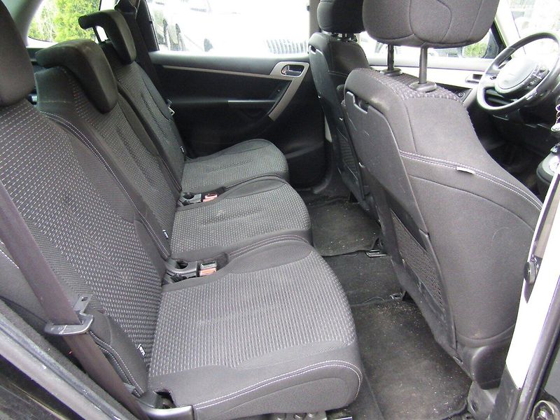 Citroën C4 Picasso (2010) 1.6 16V 88kW - fotka 23 z 33