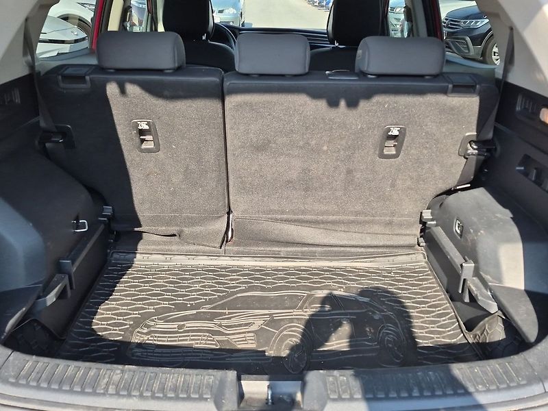 SsangYong Korando Style  1.5 Turbo 120 kW A/T - fotka 23 z 25