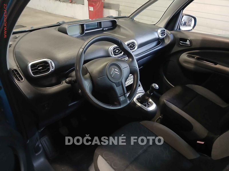 Citroën C3 Picasso (2010) 1.6 VTi, AC, temp, tažné - fotka 3 z 3