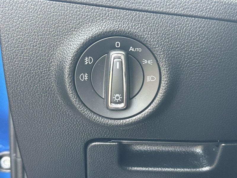 Škoda Superb (2020) 2.0 TSI 4x4 DSG SportLine - fotka 13 z 36