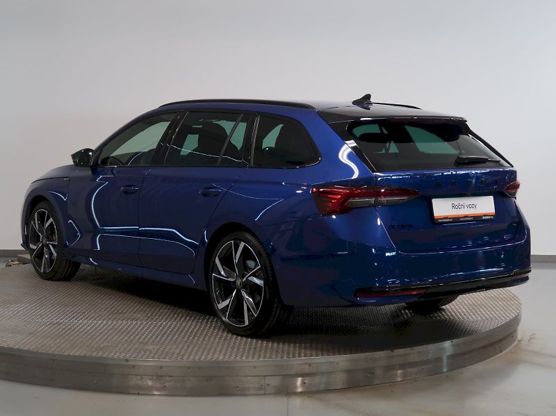 Škoda Octavia (2025) SPORTLINE 2.0TSI 150KW 4x4 DSG - fotka 7 z 44