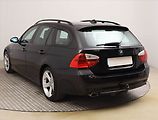BMW Řada 3 (2008) 320 d, Automat - náhled 3