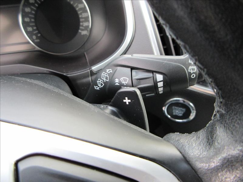 Ford Galaxy 2,0 TDCi, 154Kw, Titanium, Nav - fotka 26 z 32