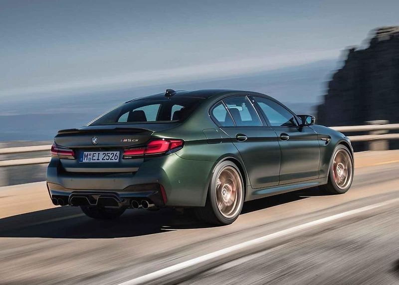 BMW M5 CS (2021)