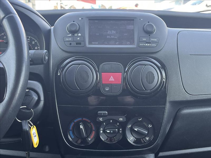 Fiat Qubo 1,3 MultiJet  TREKKING - fotka 14 z 22