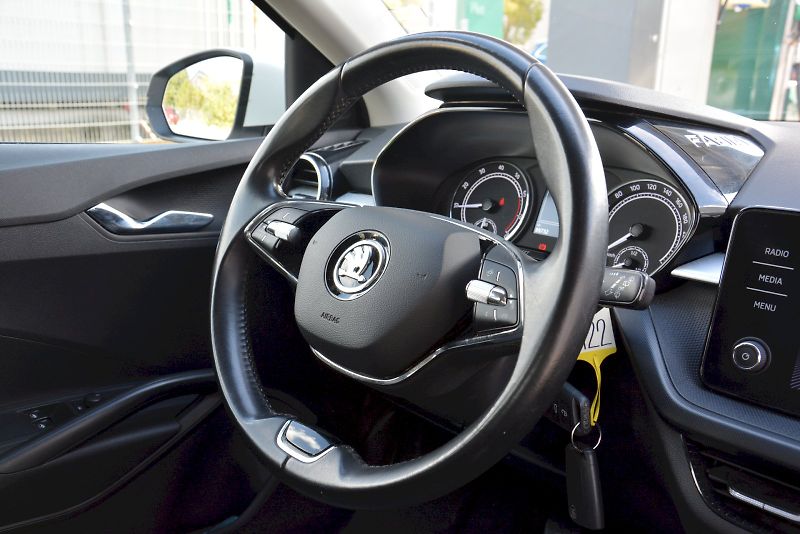 Škoda Fabia (2023) 1.0 TSI 70 KW Ambition PLUS - fotka 16 z 24