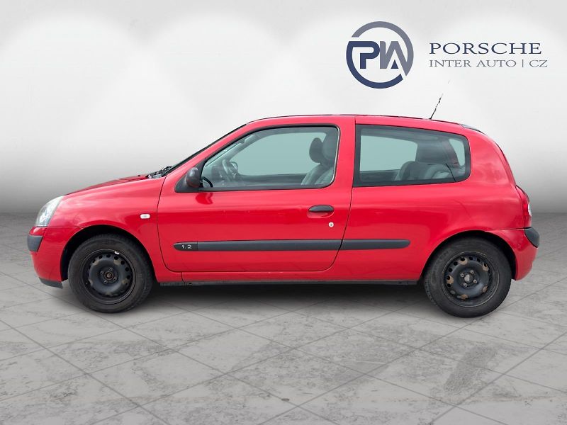 Renault Clio 1,2i 43kW - fotka 4 z 21