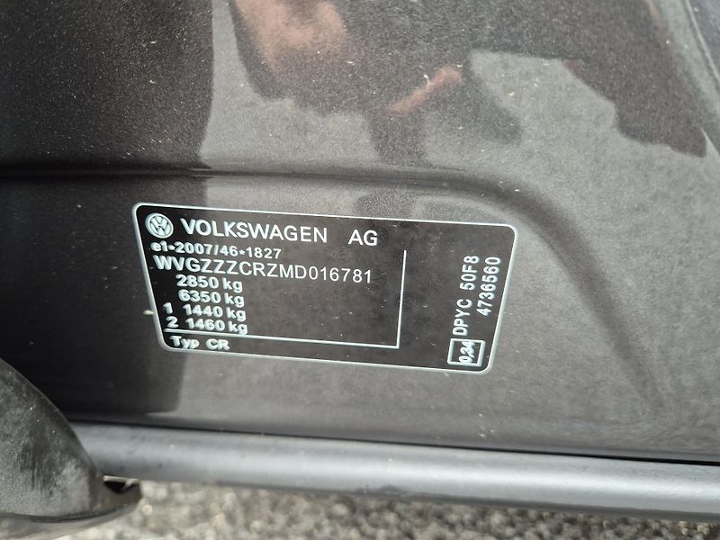 Volkswagen Touareg 3,0TDi 170kw 4x4 DSG TZ 19ALU - fotka 40 z 43