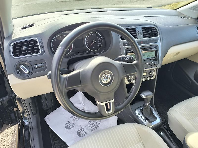 Volkswagen Polo (2011) 1.6 TDI,PRVNÍ MAJITEL,SERVISKA - fotka 20 z 40