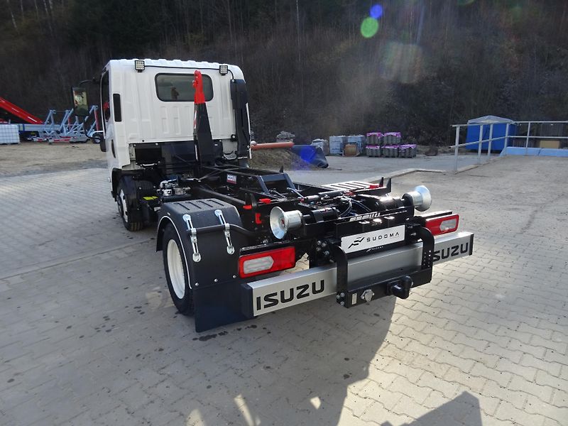 Isuzu M27 (2026) 3.0L, hákový nosič kontejnerů  - fotka 10 z 34