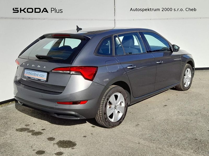 Škoda Scala Ambition Plus 1.5 TSI 110kW 6M - fotka 10 z 28