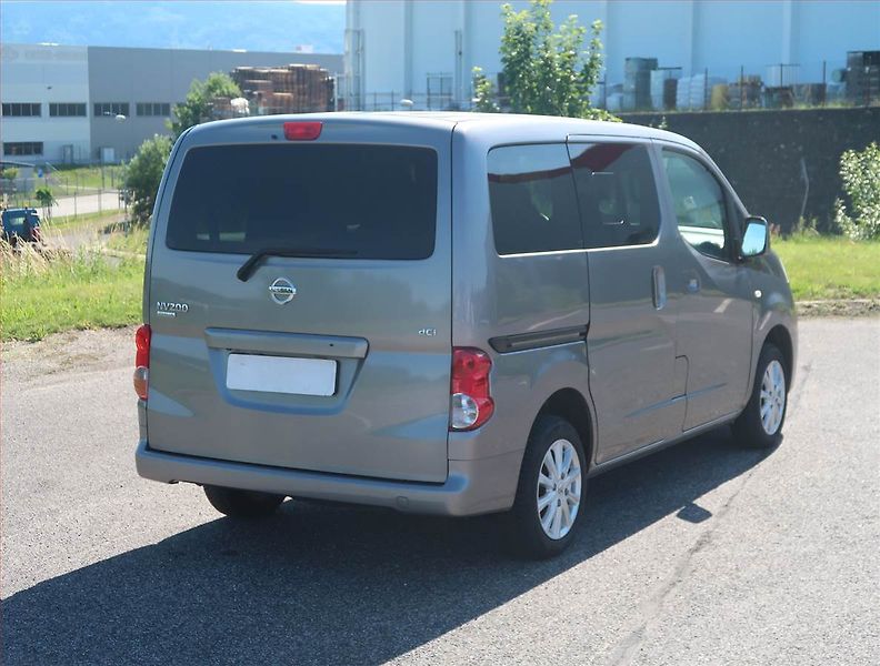 Nissan NV200 (2016) 1.5 dCi, Bus, 7Míst, ČR, DPH - fotka 5 z 14