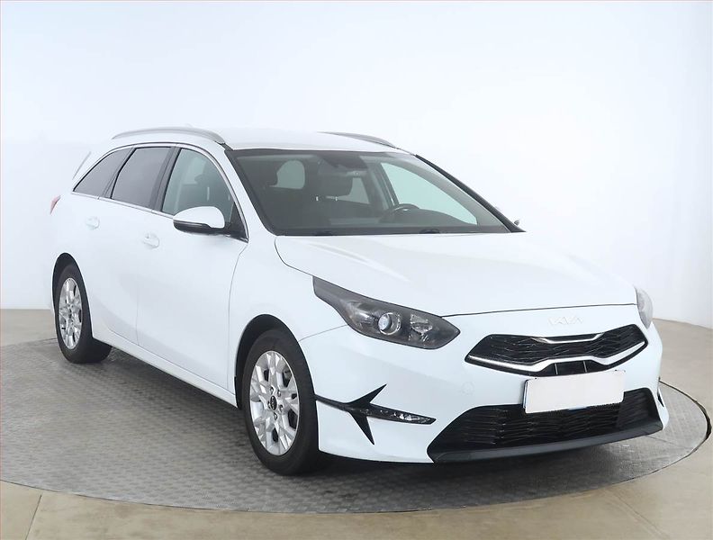 Kia Ceed (2022) Gold 1.6 CRDi MHEV, Serv.kniha - fotografie inzerátu