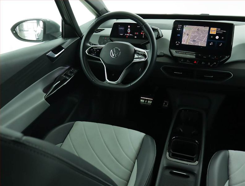 Volkswagen ID.3 (2023) Pro Perf. (62 kWh), SoH 88% - fotka 7 z 18