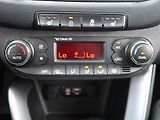 Kia Ceed (2016) 1.6 GDI, Automat, Tempomat - náhled 17