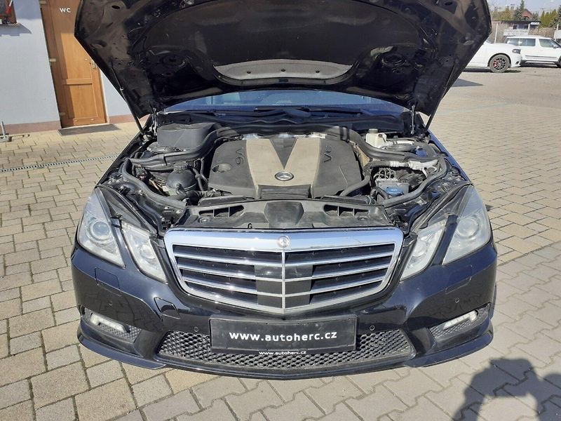 Mercedes-Benz Třídy E (2010) 3.0 6V CDi 4x4 - fotka 26 z 31