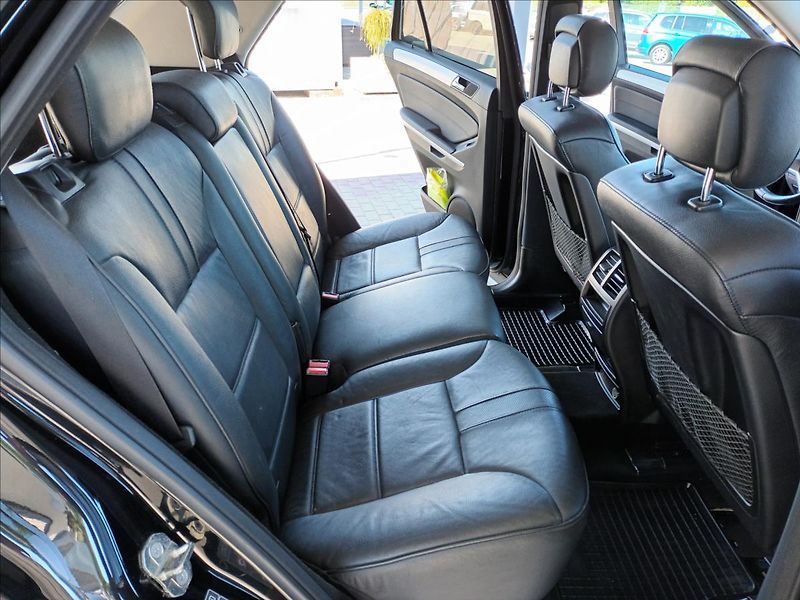 Mercedes-Benz Třídy M 3,0 350CDI,165KW,KŮŽE,NAVI - fotka 21 z 41