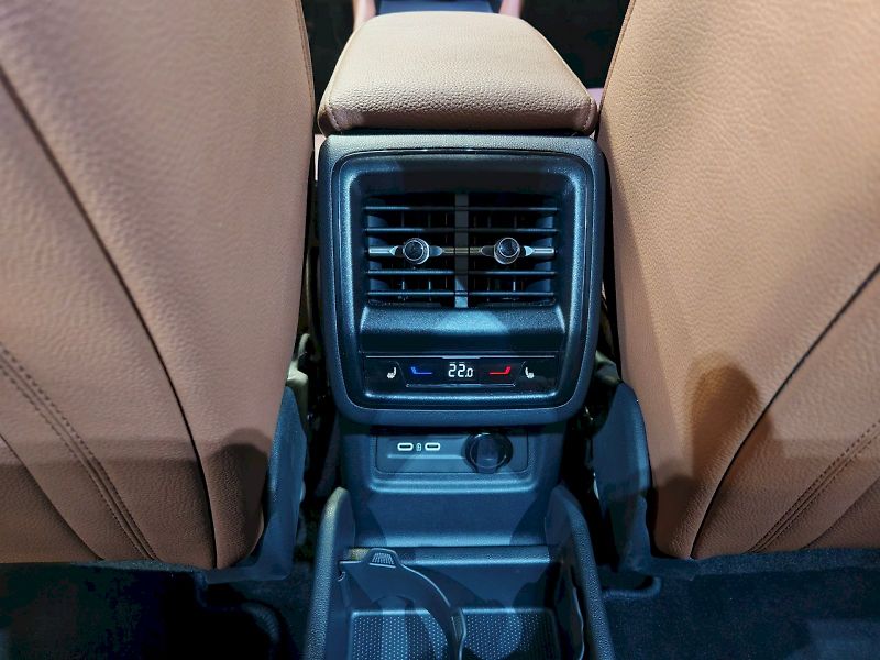 Škoda Kodiaq (2025) iV 1.5 TSI 150 kW DSG Exclusiv - fotka 28 z 35